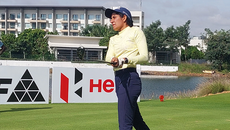 Heena Kang in action